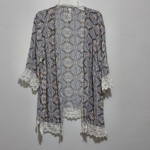 NY COLLECTION Women's Plus Printed Short Sleeve Lace Detail Shrug 2X - Picture 1 of 7